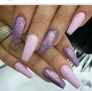 Meet your Posher, Monique